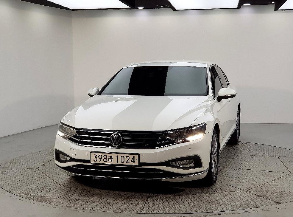 폭스바겐 파사트 2.0 TDI 프리미엄 사진 2