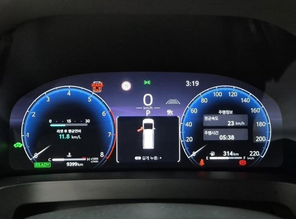 토요타 알파드 2.5 HEV AWD 사진 6