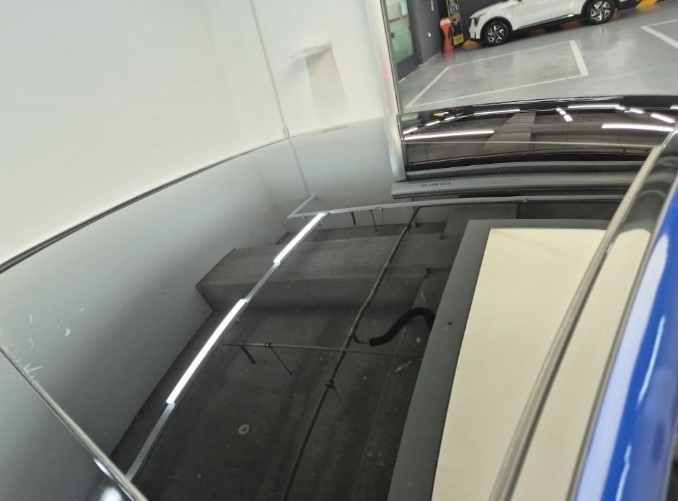 벤츠 C 클래스 C300 AMG Line 사진 13