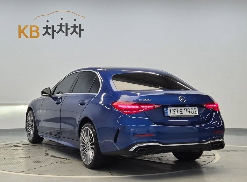 벤츠 C 클래스 C300 AMG Line 사진 3