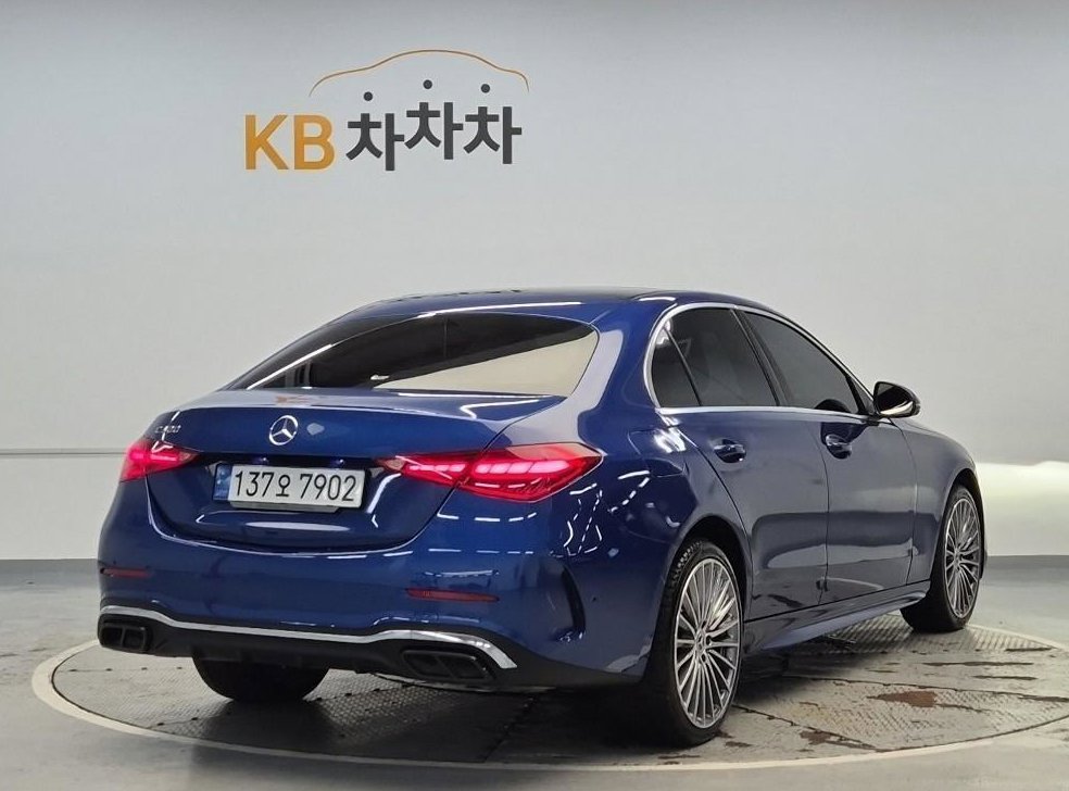 벤츠 C 클래스 C300 AMG Line 사진 4