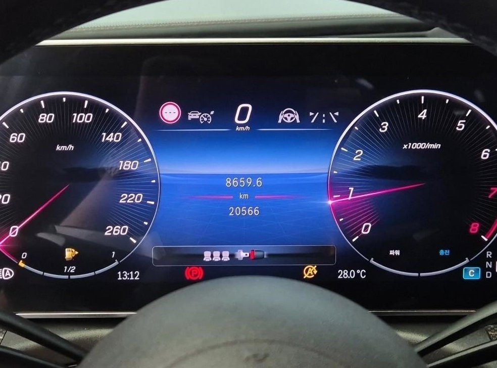 벤츠 C 클래스 C300 AMG Line 사진 6