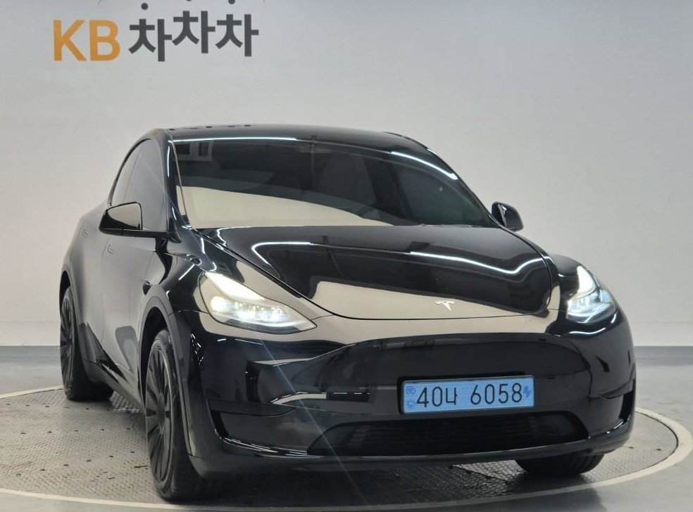 테슬라 모델 Y RWD 사진 4