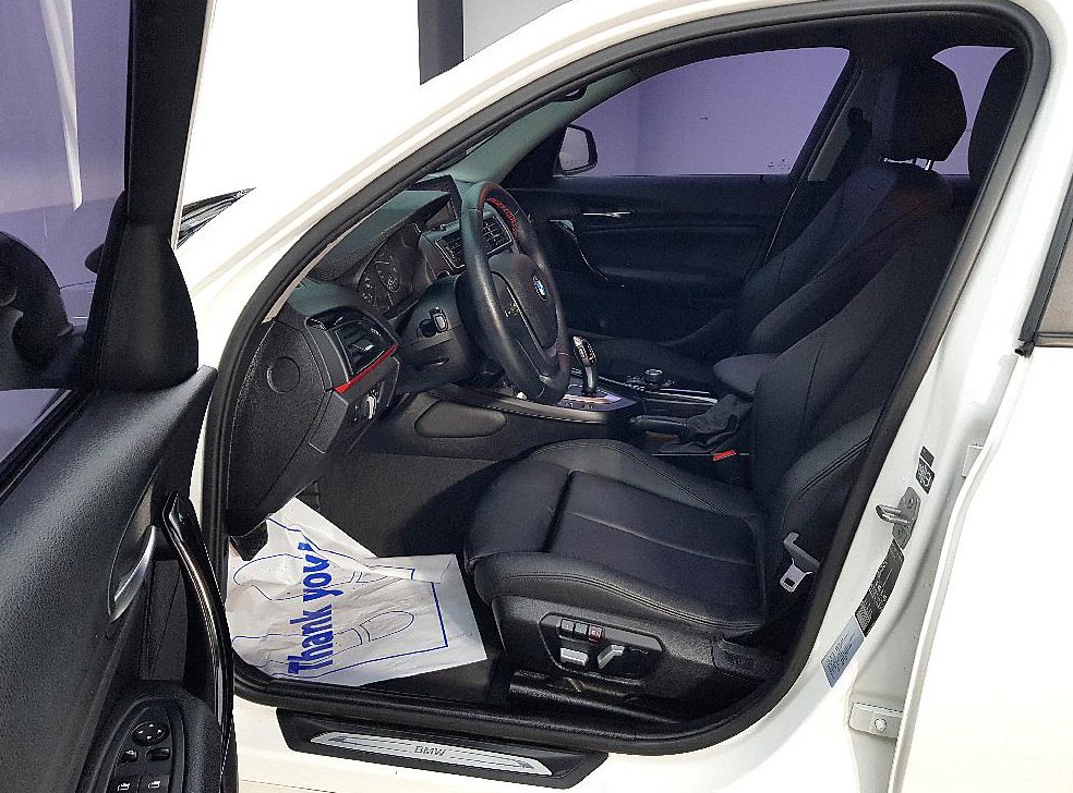 BMW 1시리즈 118d 스포츠 사진 8