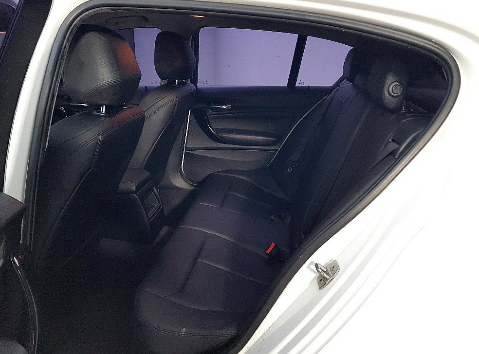 BMW 1시리즈 118d 스포츠 사진 9
