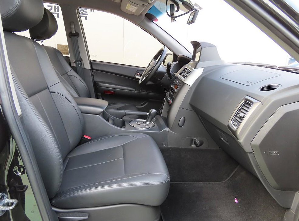 KG모빌리티(쌍용)  코란도 CX7(4WD) 사진 6