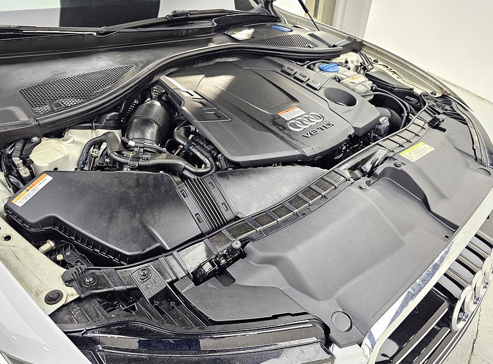 아우디 A6 50 TDI 콰트로 사진 6