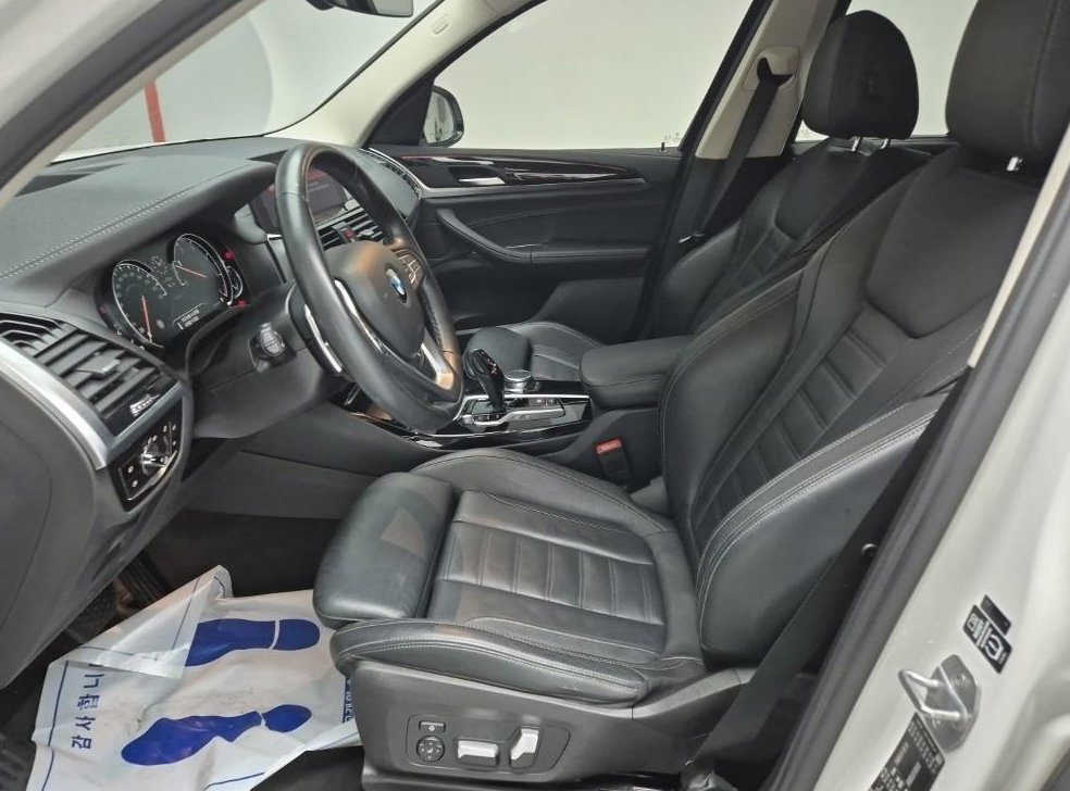 BMW X3 xDrive 20d xLine 사진 11