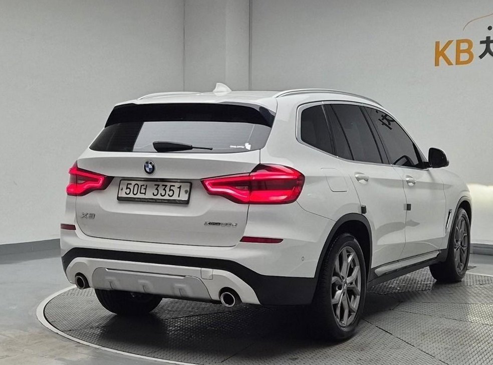 BMW X3 xDrive 20d xLine 사진 3