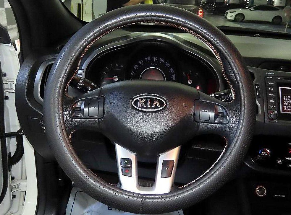 기아 스포티지 2WD LIMITED 사진 8