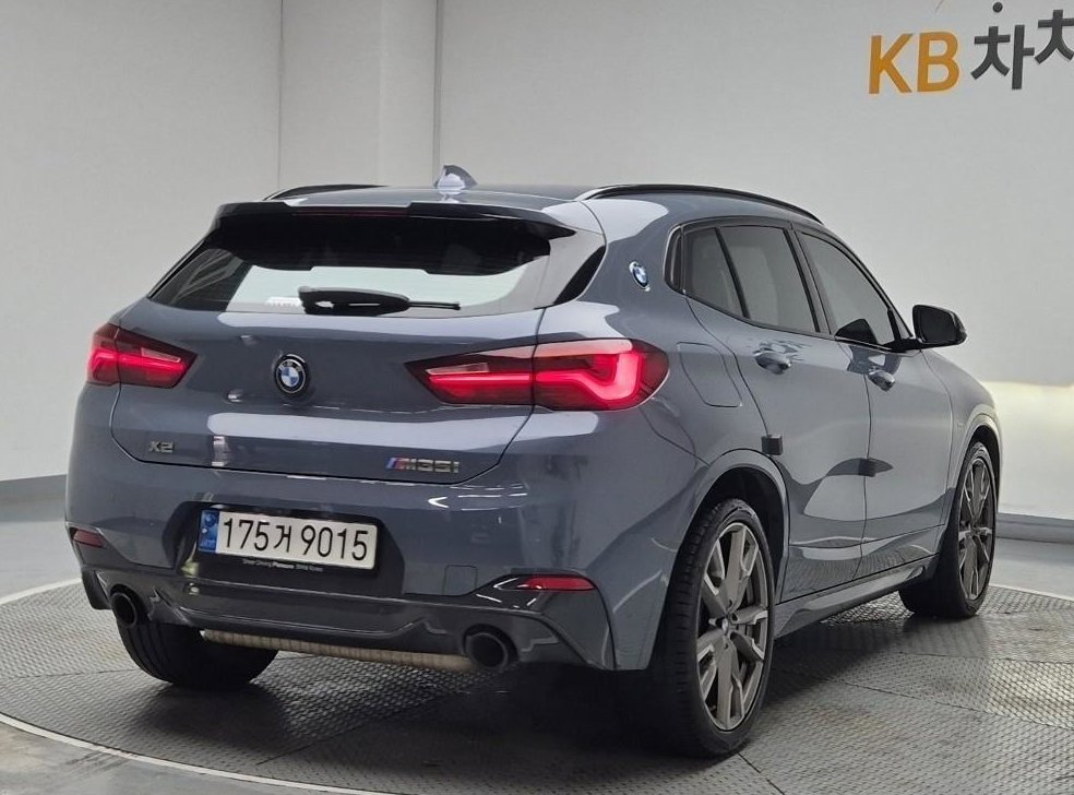 BMW X2 xDrive M35i 퍼스트 에디션 사진 3