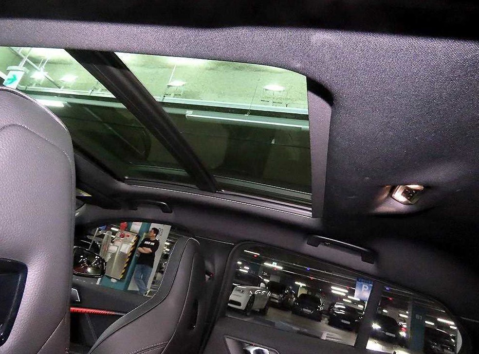 BMW 1시리즈 M135i xDrive 퍼스트 에디션 사진 15