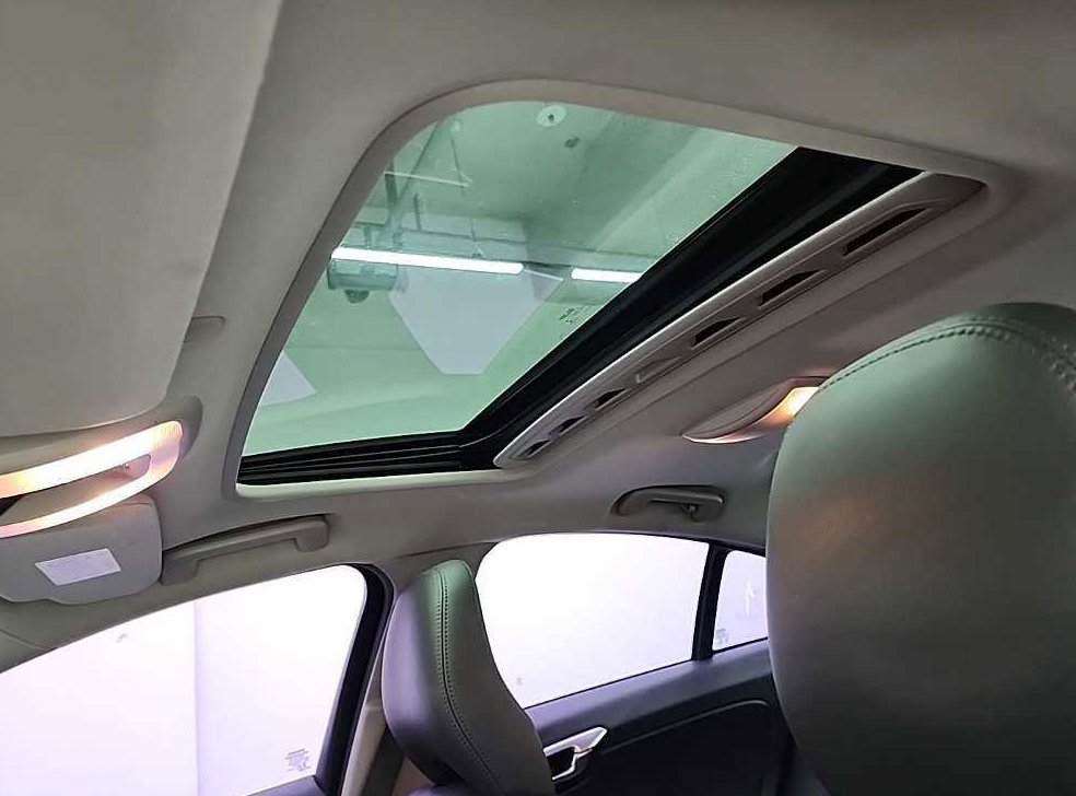 볼보 S60 D2 사진 14