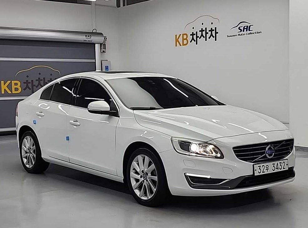 볼보 S60 D2 사진 4