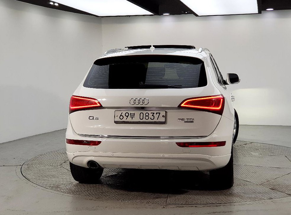 아우디 Q5 35 TDI 콰트로 사진 3
