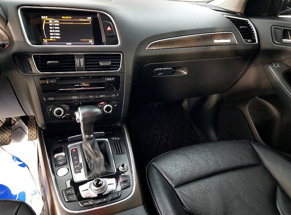 아우디 Q5 45 TDI 콰트로 사진 10