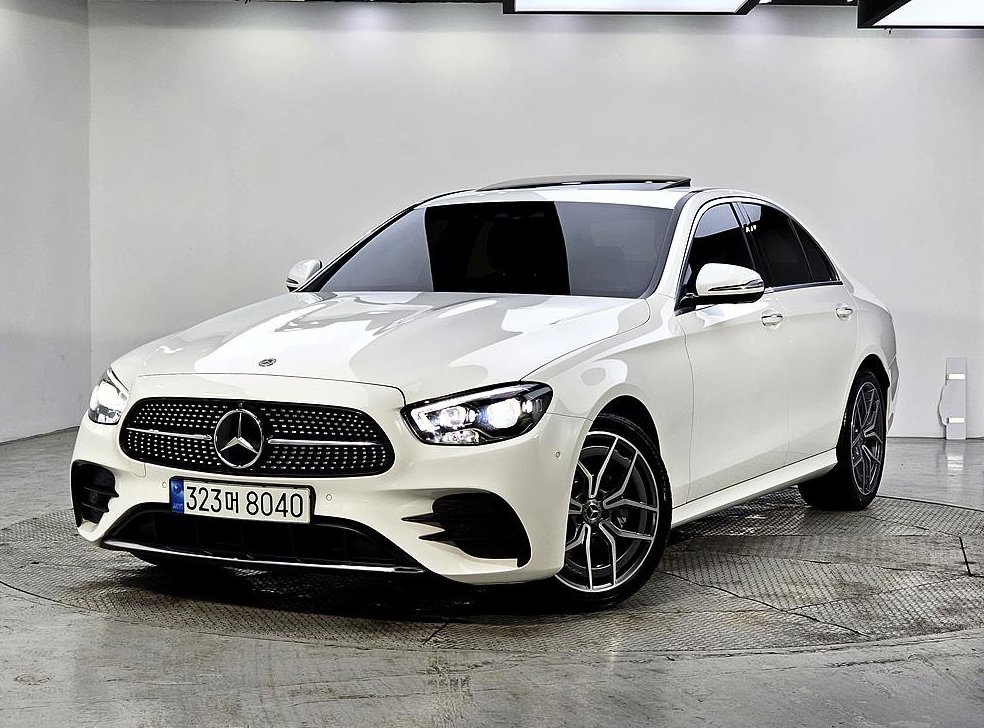 벤츠 E 클래스 E220d 4MATIC AMG라인