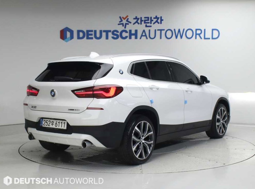 BMW X2 xDrive 20i 어드벤티지 SE 사진 2