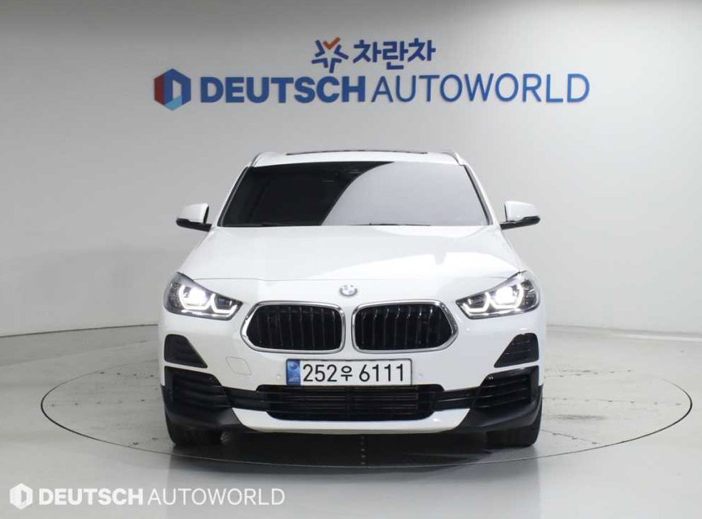 BMW X2 xDrive 20i 어드벤티지 SE 사진 3