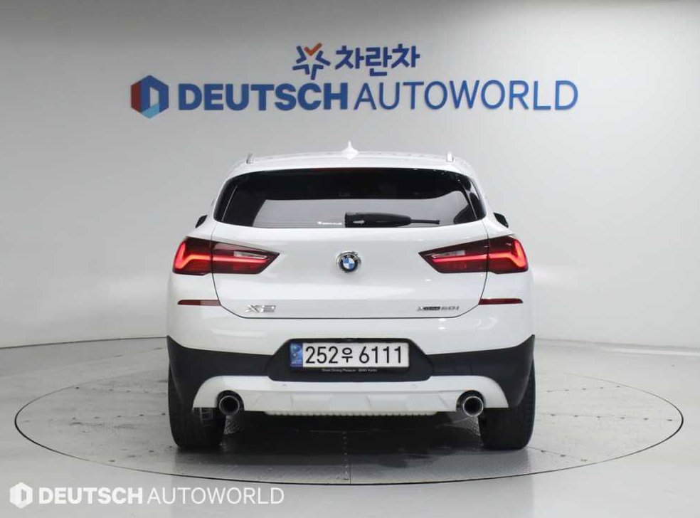 BMW X2 xDrive 20i 어드벤티지 SE 사진 4