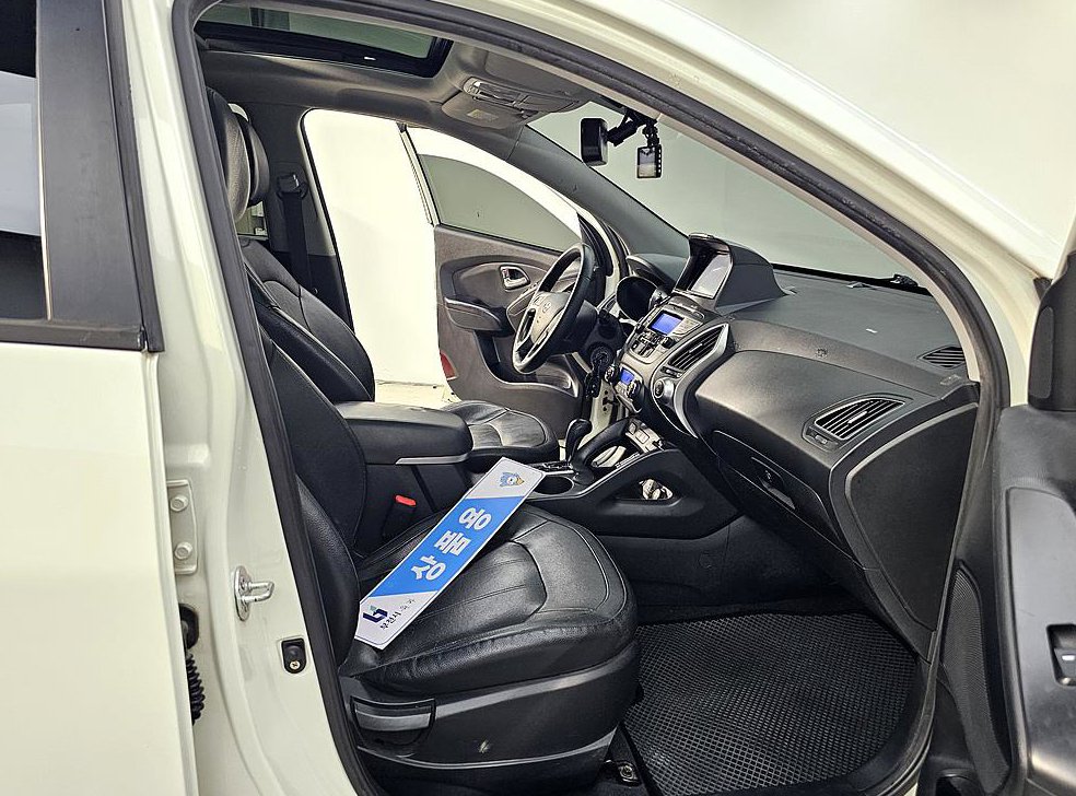 현대 투싼 2WD VGT LX20 사진 11