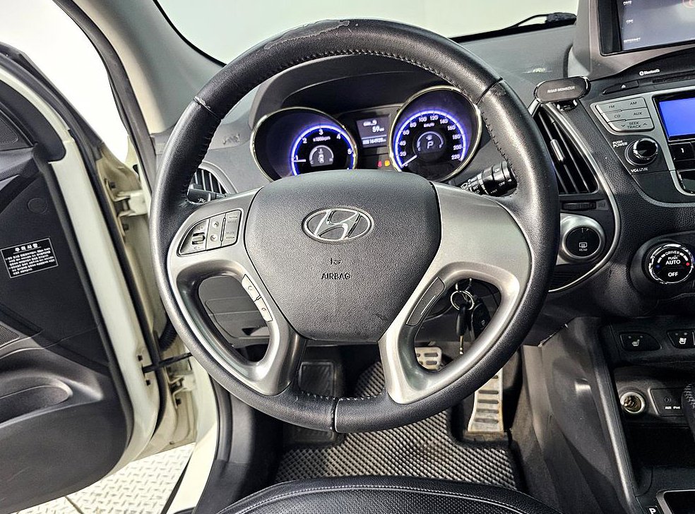 현대 투싼 2WD VGT LX20 사진 12