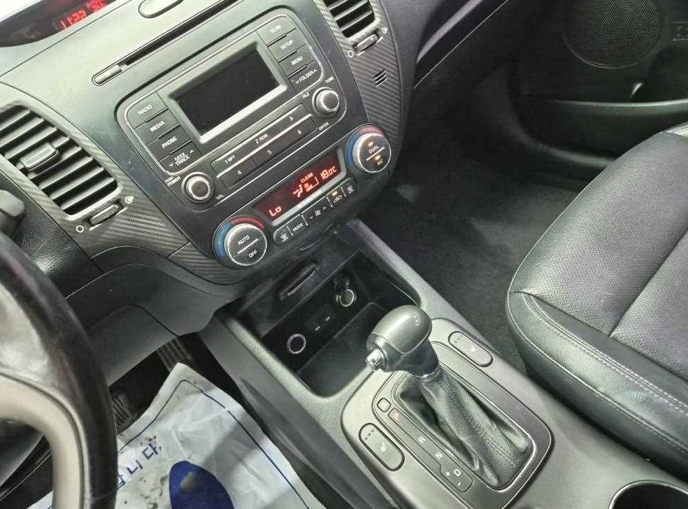 기아 K3 1.6 GDI 럭셔리 사진 9