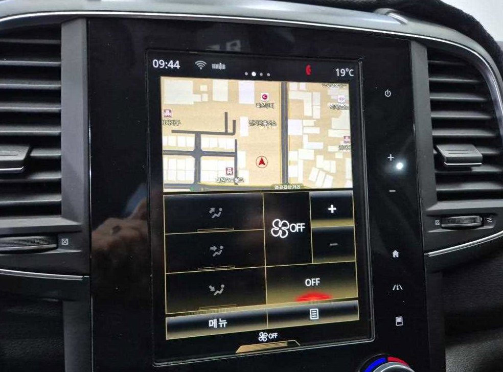 르노코리아(삼성) QM6 가솔린 2.0 GDe LE 2WD 사진 13