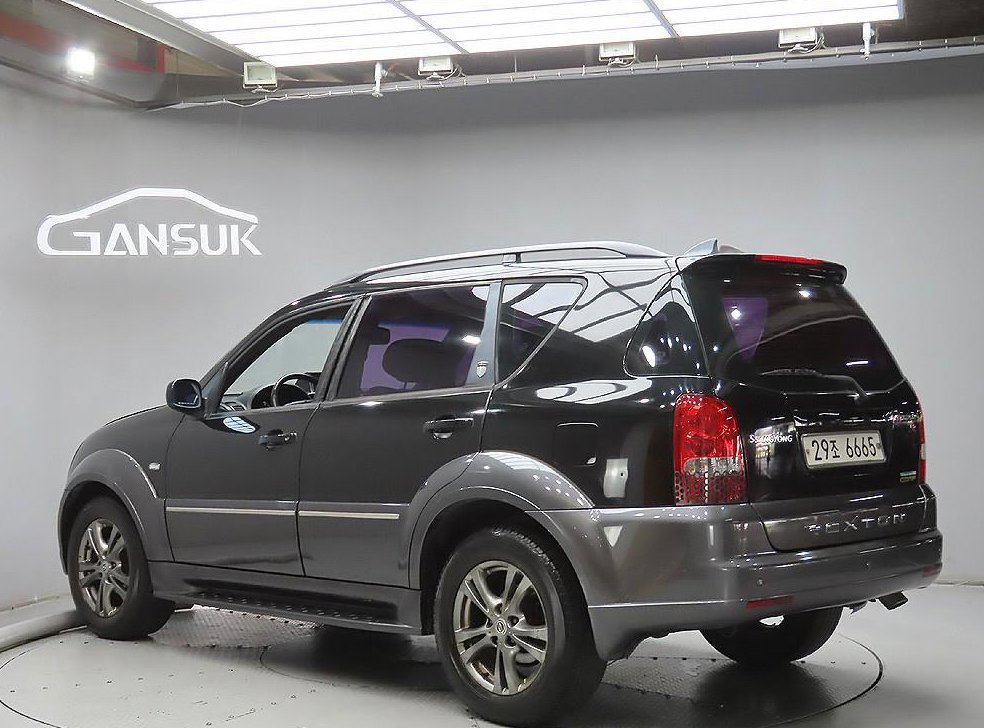 KG모빌리티(쌍용)  렉스턴 RX4 2WD 사진 3