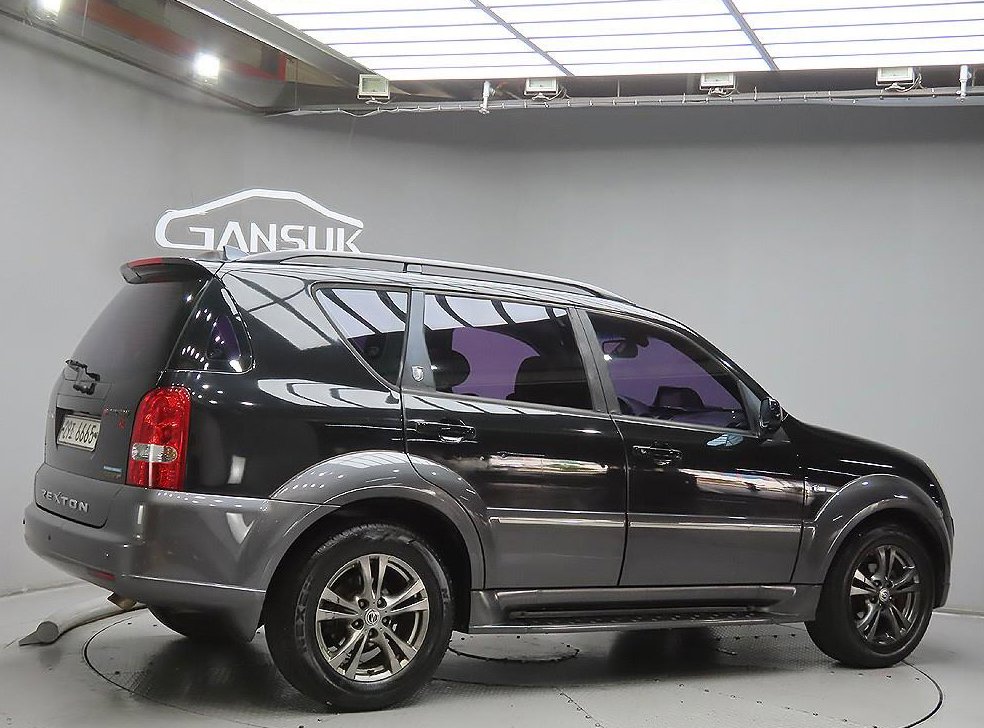 KG모빌리티(쌍용)  렉스턴 RX4 2WD 사진 4