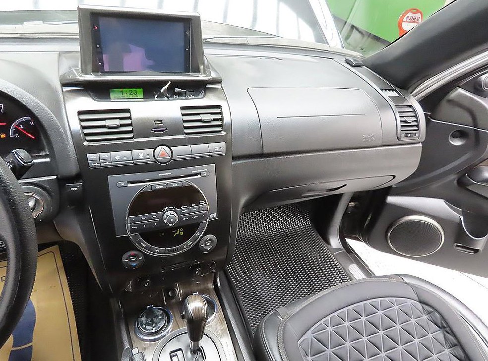 KG모빌리티(쌍용)  렉스턴 RX4 2WD 사진 6