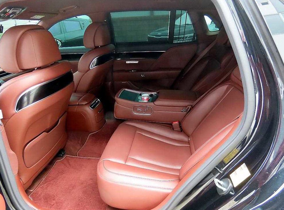 제네시스 G90 3.5T GDI AWD 사진 6