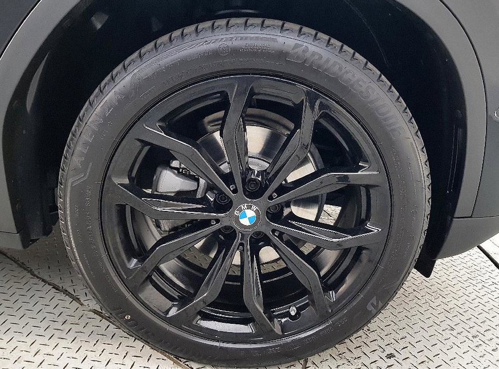 BMW X4 xDrive 20i xLine 사진 20