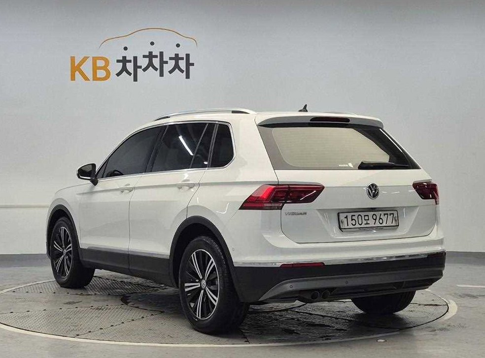 폭스바겐 티구안 2.0 TDI 프레스티지 사진 2