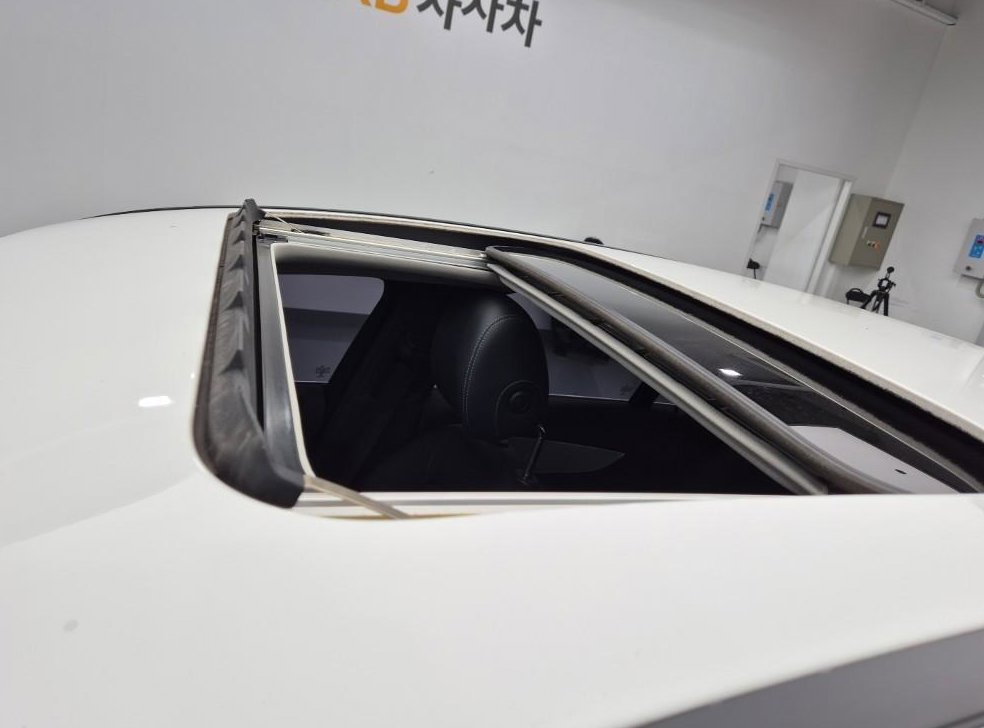 벤츠 C 클래스 C200 아방가르드 사진 13