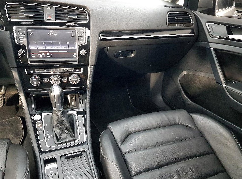 폭스바겐 골프 2.0 TDI 프리미엄 사진 10