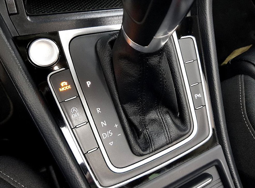 폭스바겐 골프 2.0 TDI 프리미엄 사진 15