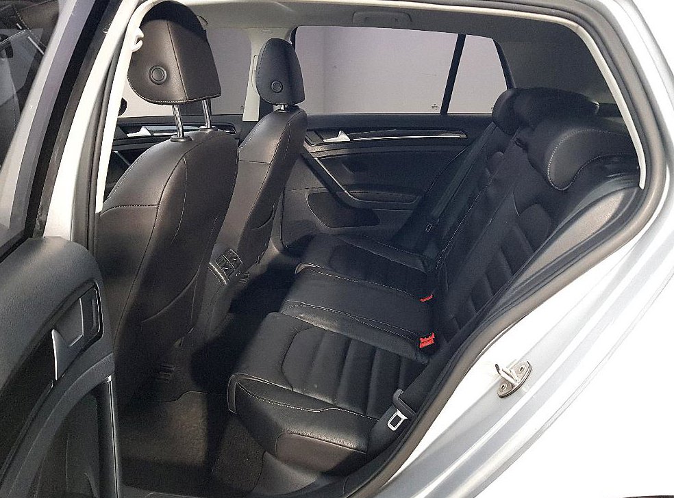 폭스바겐 골프 2.0 TDI 프리미엄 사진 9