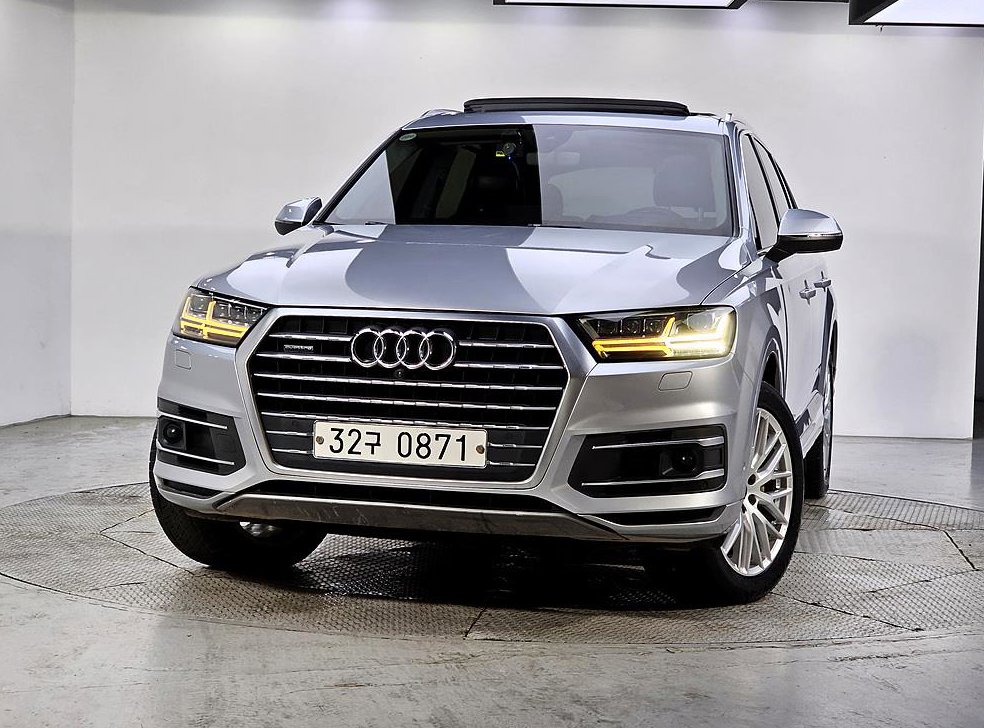 아우디 Q7 45 TDI 콰트로 프리미엄 사진 2