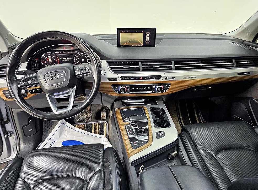 아우디 Q7 45 TDI 콰트로 프리미엄 사진 5