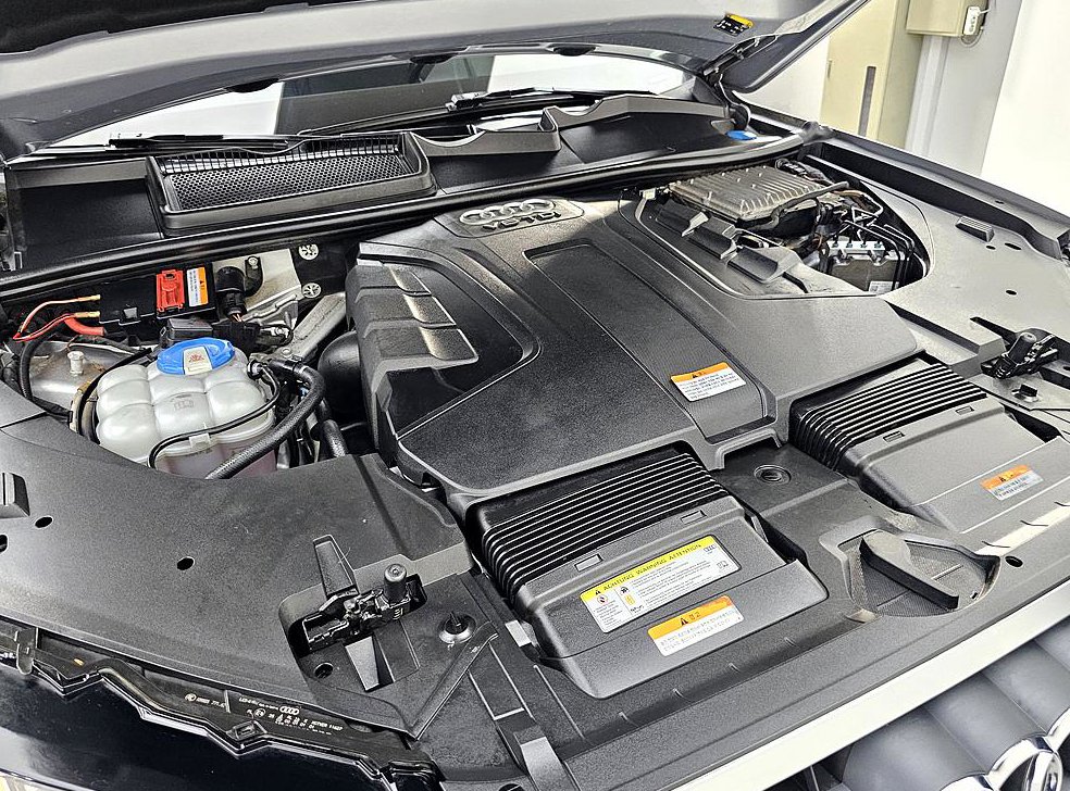 아우디 Q7 45 TDI 콰트로 프리미엄 사진 6