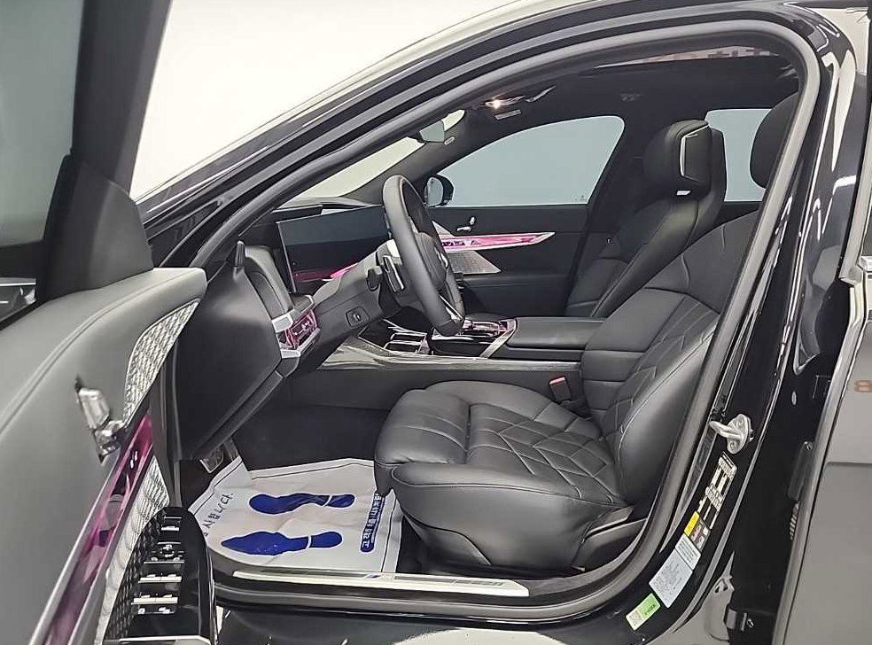 BMW i7 xDrive 60 M 스포츠 이그제큐티브 팩 사진 11