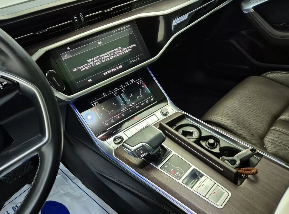아우디 A7 55 TFSI 콰트로 프리미엄 사진 10