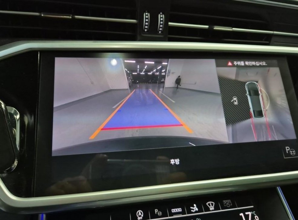 아우디 A7 55 TFSI 콰트로 프리미엄 사진 15