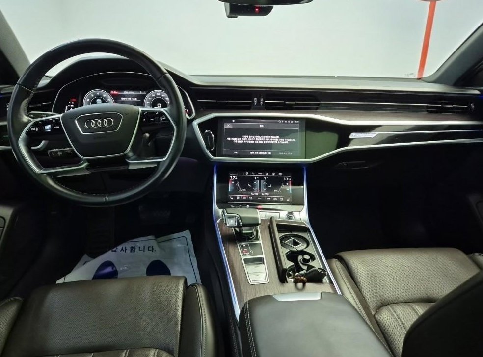 아우디 A7 55 TFSI 콰트로 프리미엄 사진 7