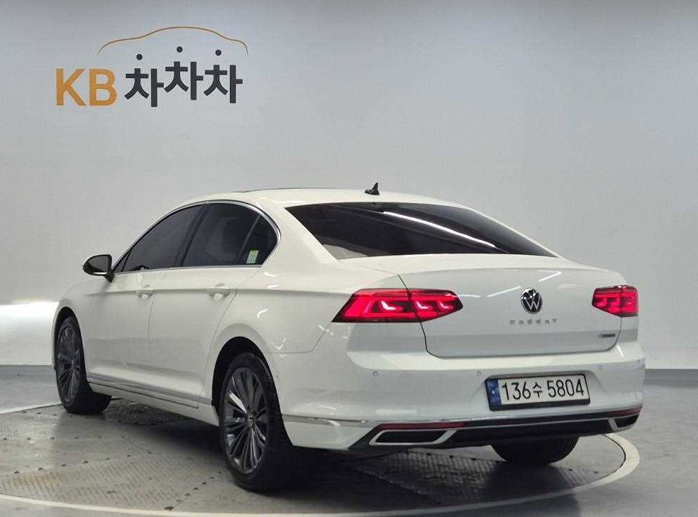 폭스바겐 파사트 2.0 TDI 4모션 프레스티지 사진 2