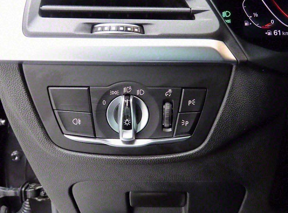 BMW X4 xDrive 20i xLine 사진 11