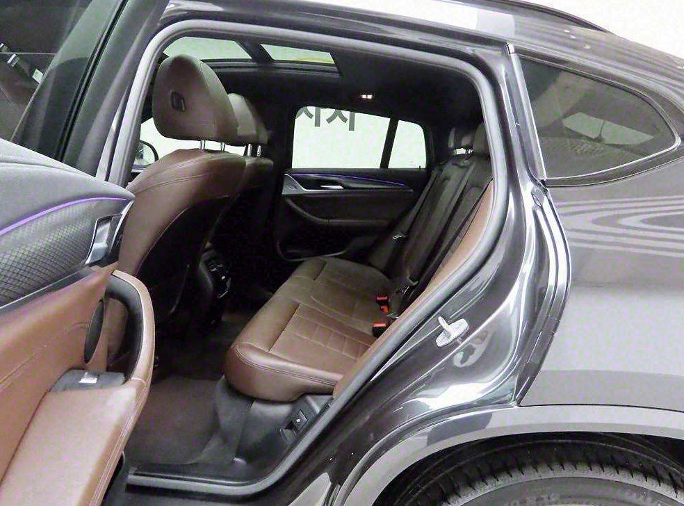 BMW X4 xDrive 20i xLine 사진 14