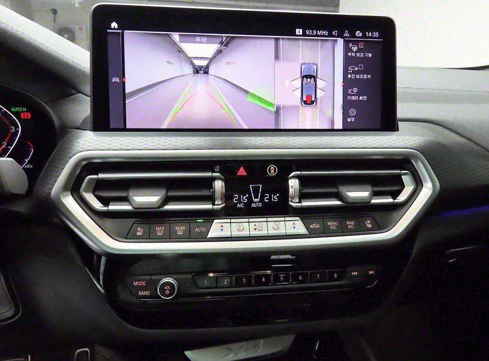 BMW X4 xDrive 20i xLine 사진 9