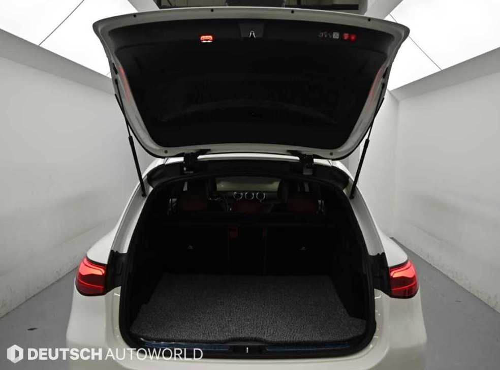 벤츠 GLC 클래스 GLC300 4MATIC 사진 19